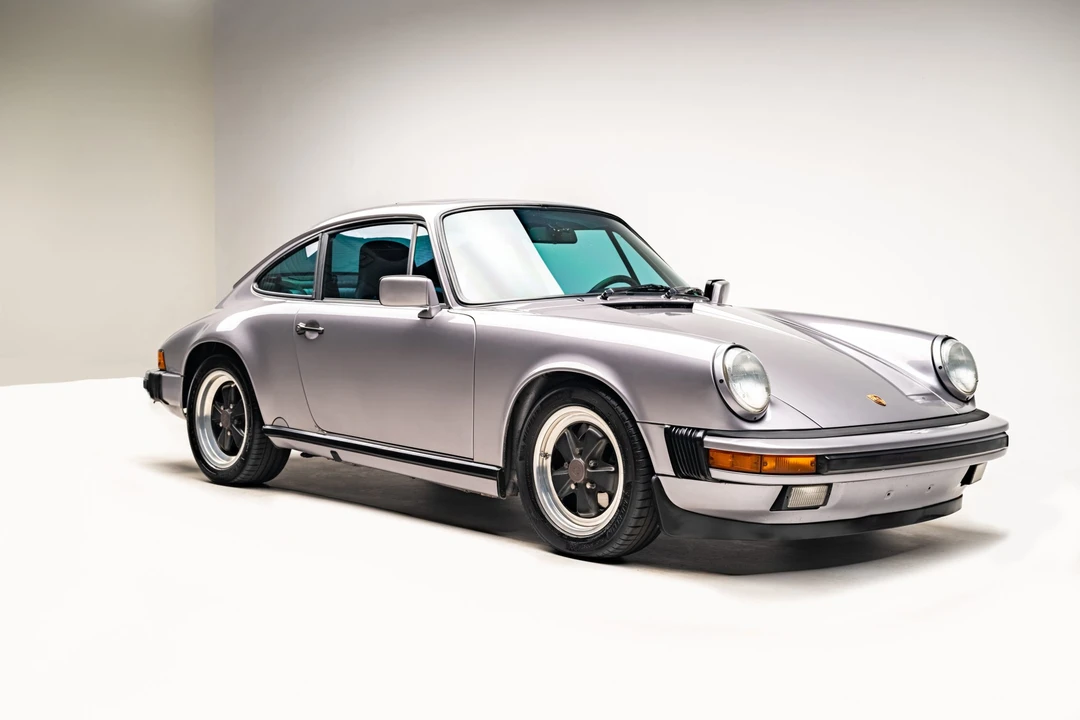 1988 Porsche 911 Carrera 3.2 - Image 2 of 31