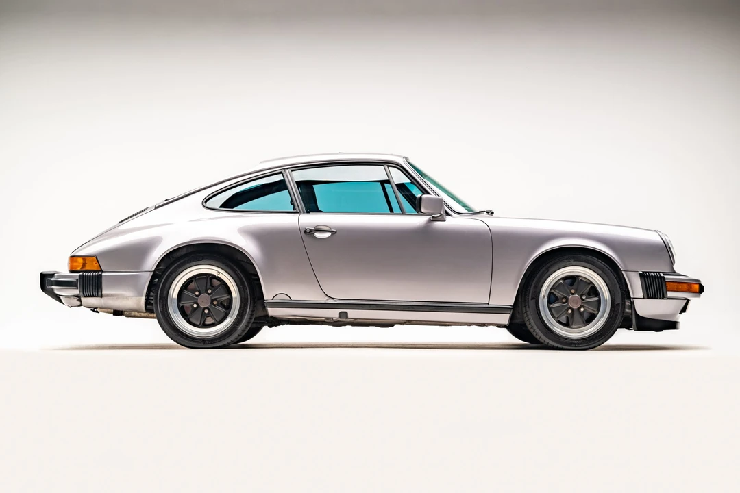 1988 Porsche 911 Carrera 3.2 - Image 5 of 31
