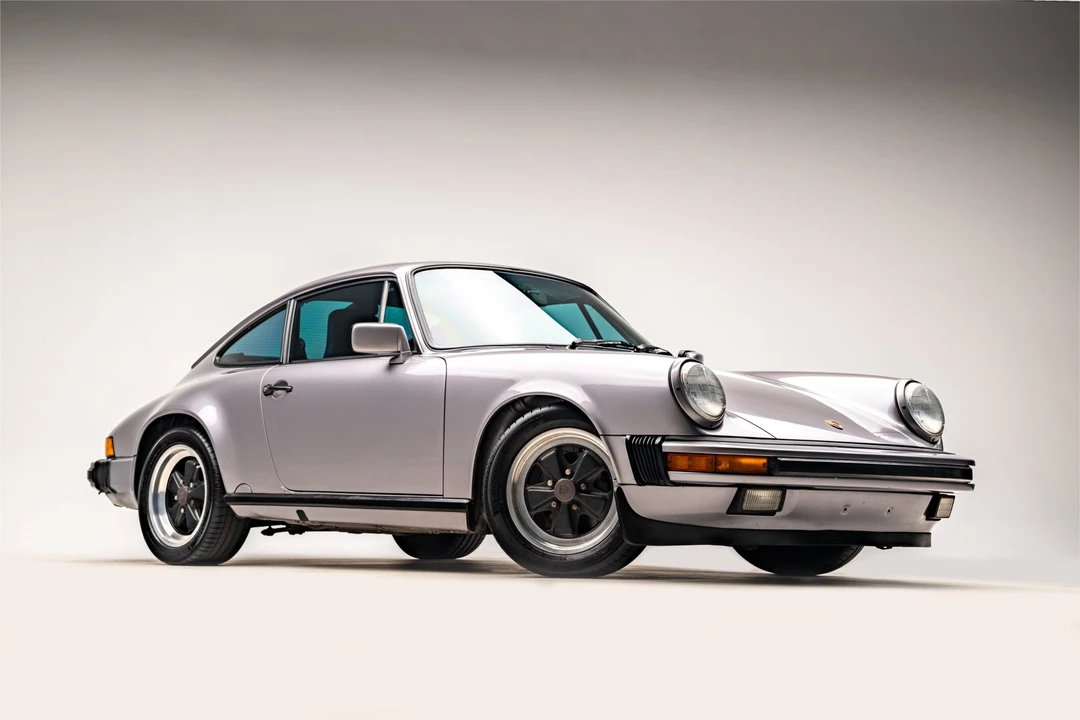 1988 Porsche 911 Carrera 3.2 - Image 4 of 31