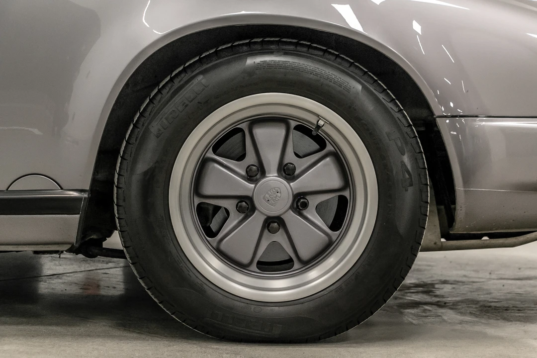 1988 Porsche 911 Carrera 3.2 - Image 16 of 31