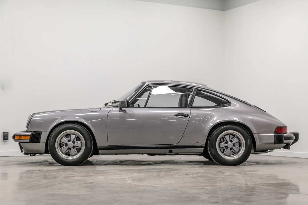 1988 Porsche 911 Carrera 3.2 - Image 2 of 31
