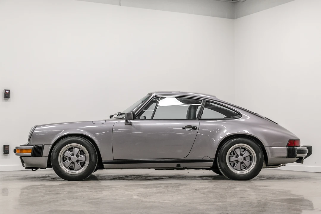 1988 Porsche 911 Carrera 3.2 - Image 3 of 31