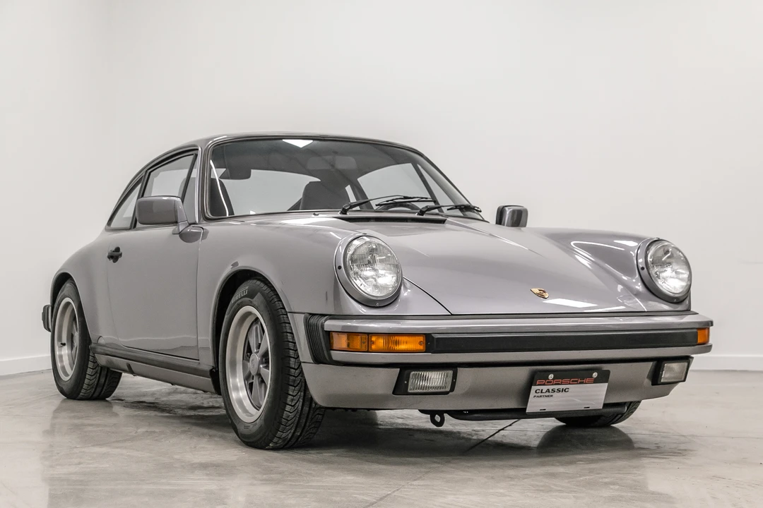 1988 Porsche 911 Carrera 3.2 - Image 4 of 31