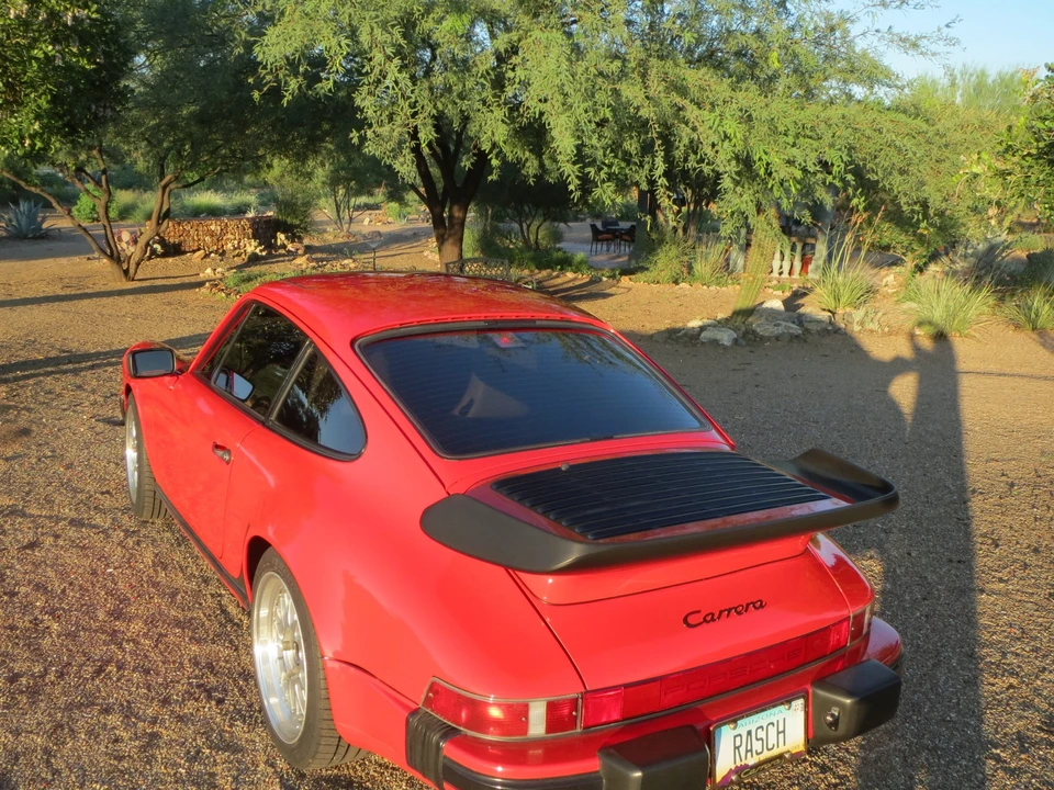1988 Porsche 911 Carrera 3.2 - Image 9 of 31