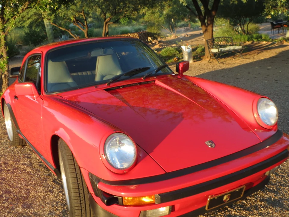 1988 Porsche 911 Carrera 3.2 - Image 20 of 31