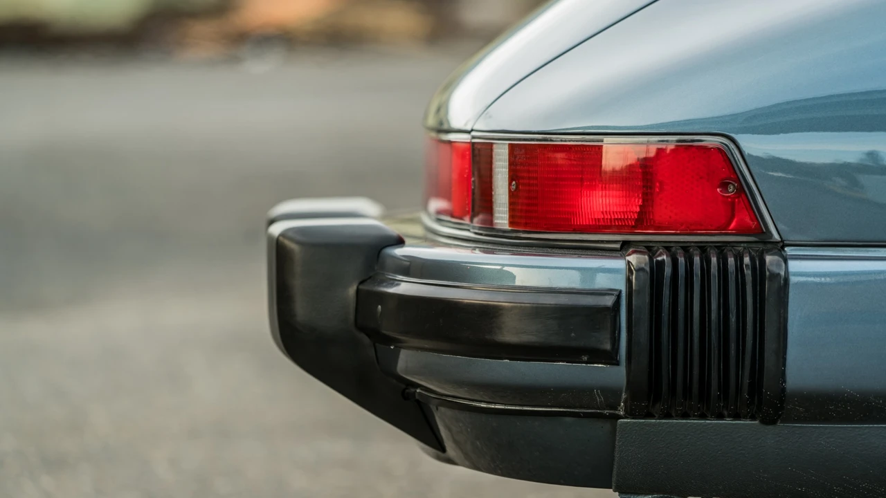 1988 Porsche 911 Carrera 3.2 - Image 31 of 31