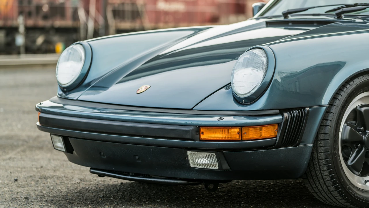 1988 Porsche 911 Carrera 3.2 - Image 19 of 31