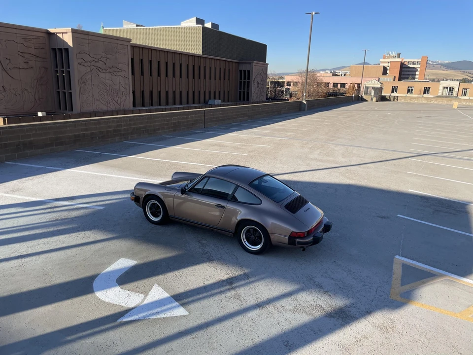 1988 Porsche 911 Carrera 3.2 - Image 27 of 31
