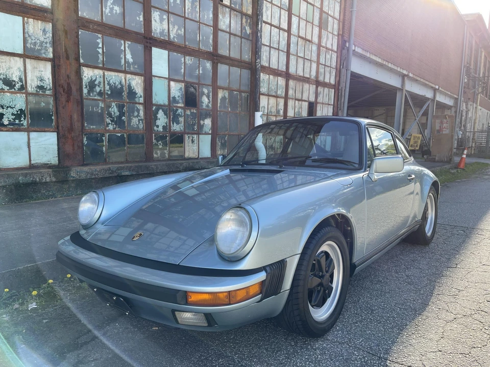 1988 Porsche 911 Carrera 3.2 - Image 3 of 31
