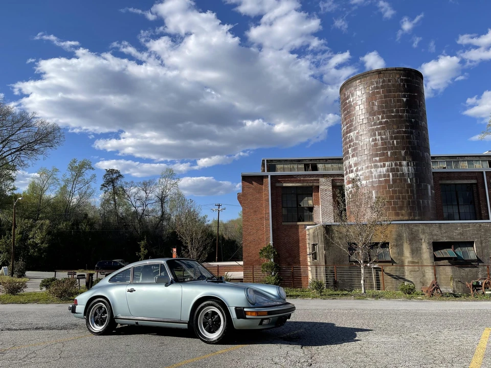1988 Porsche 911 Carrera 3.2 - Image 23 of 31