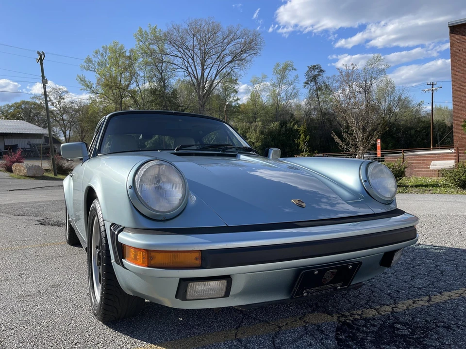 1988 Porsche 911 Carrera 3.2 - Image 30 of 31