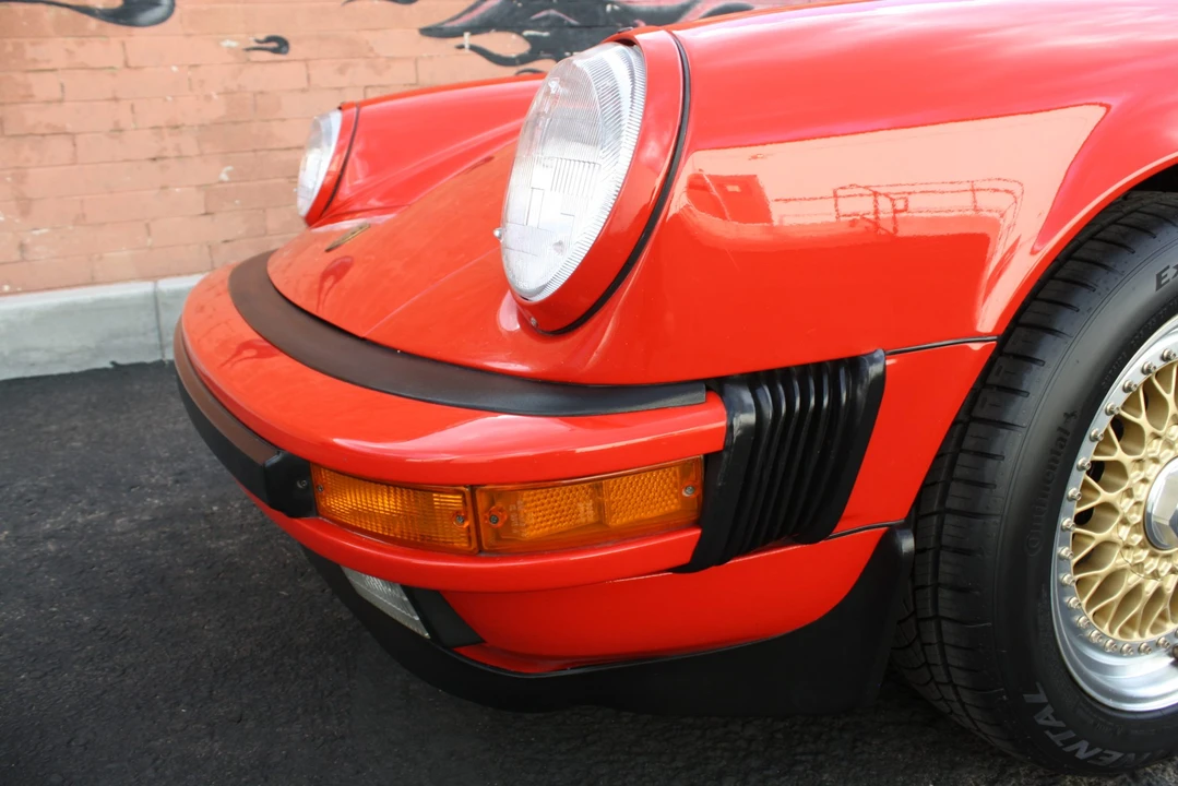 1988 Porsche 911 Carrera 3.2 - Image 25 of 31