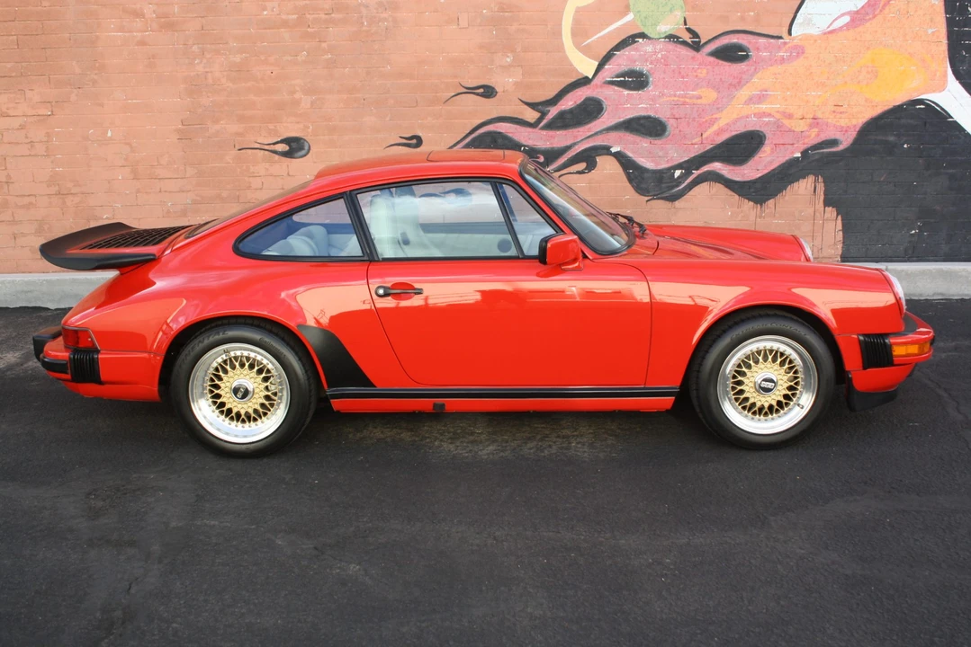 1988 Porsche 911 Carrera 3.2 - Image 12 of 31