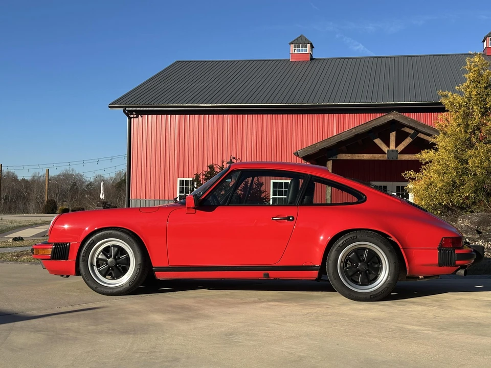 1988 Porsche 911 Carrera 3.2 - Image 10 of 31
