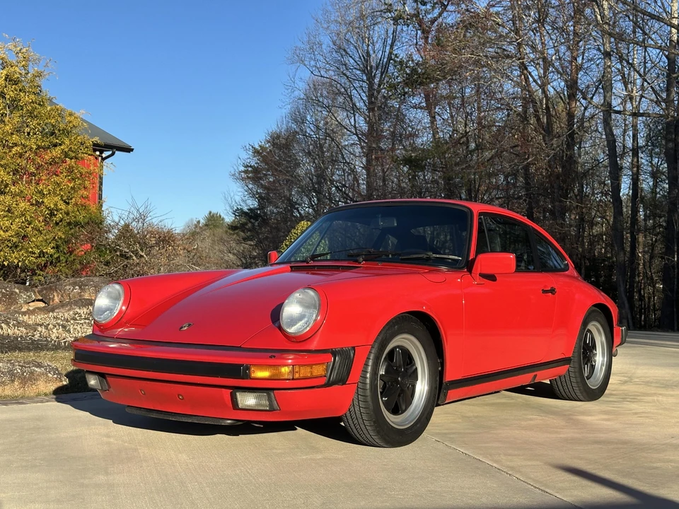 1988 Porsche 911 Carrera 3.2 - Image 11 of 31