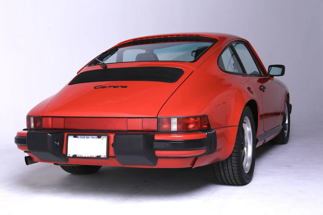 1988 Porsche 911 Carrera 3.2 - Image 19 of 31