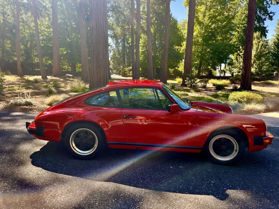 1988 Porsche 911 Carrera 3.2 - Image 11 of 31