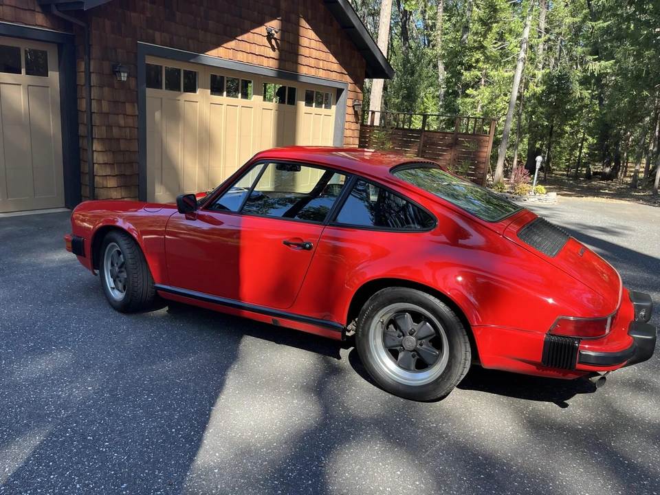 1988 Porsche 911 Carrera 3.2 - Image 6 of 31