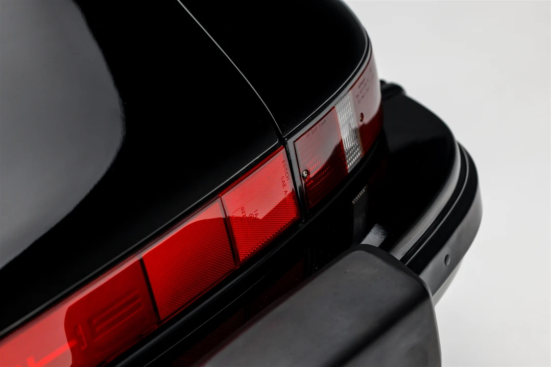1988 Porsche 911 Carrera 3.2 - Image 30 of 31