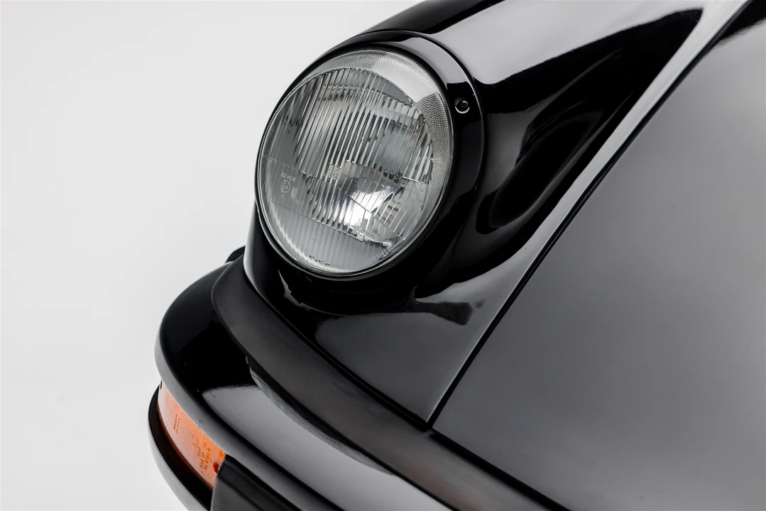 1988 Porsche 911 Carrera 3.2 - Image 23 of 31
