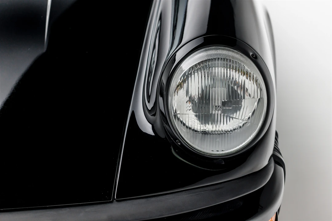 1988 Porsche 911 Carrera 3.2 - Image 25 of 31