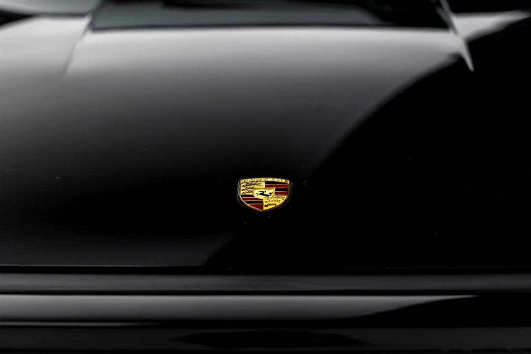 1988 Porsche 911 Carrera 3.2 - Image 24 of 31