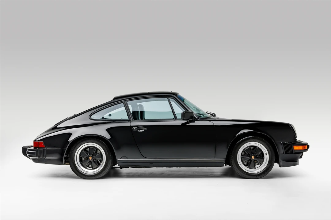 1988 Porsche 911 Carrera 3.2 - Image 18 of 31