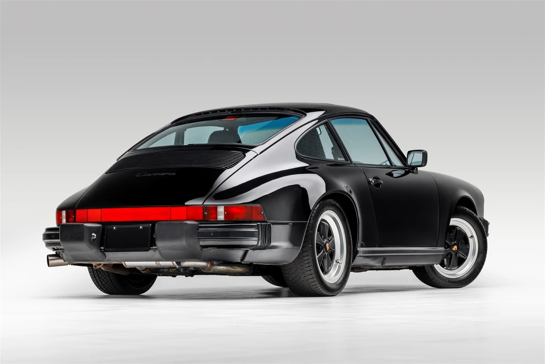 1988 Porsche 911 Carrera 3.2 - Image 16 of 31