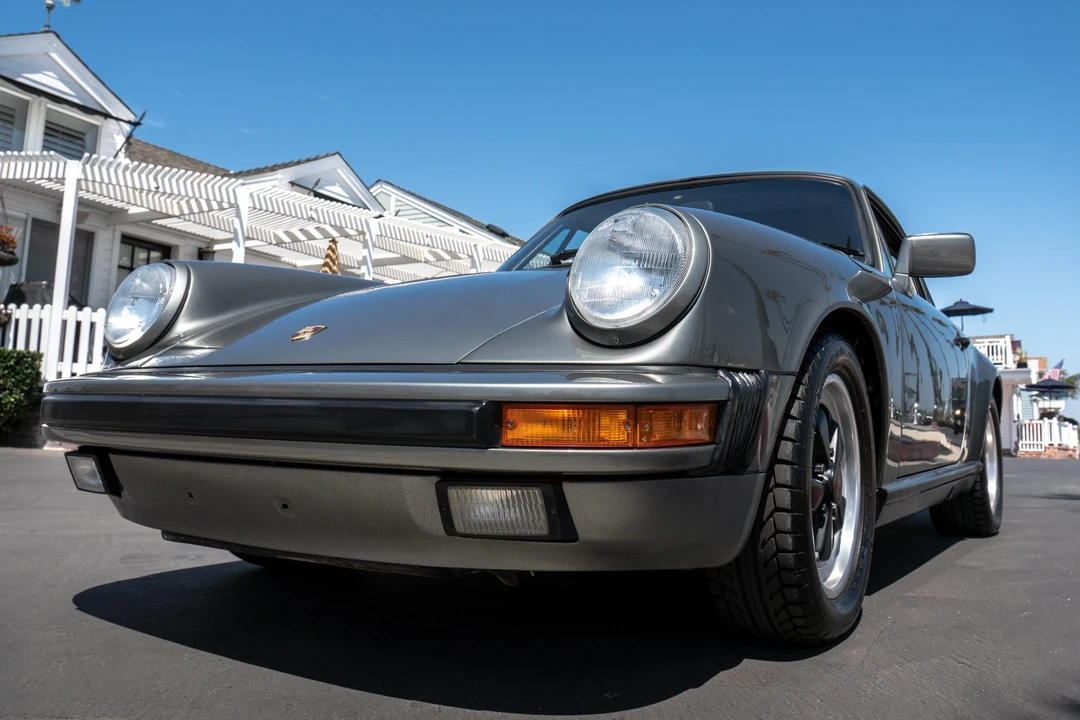 1988 Porsche 911 Carrera 3.2 - Image 7 of 31