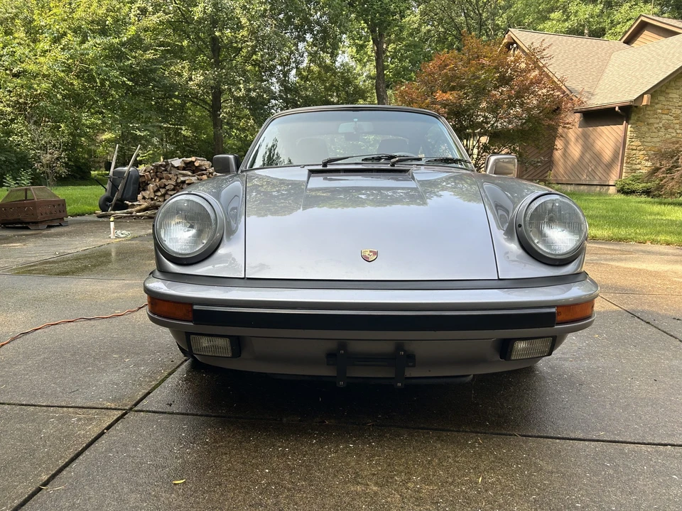 1988 Porsche 911 Carrera 3.2 - Image 2 of 31