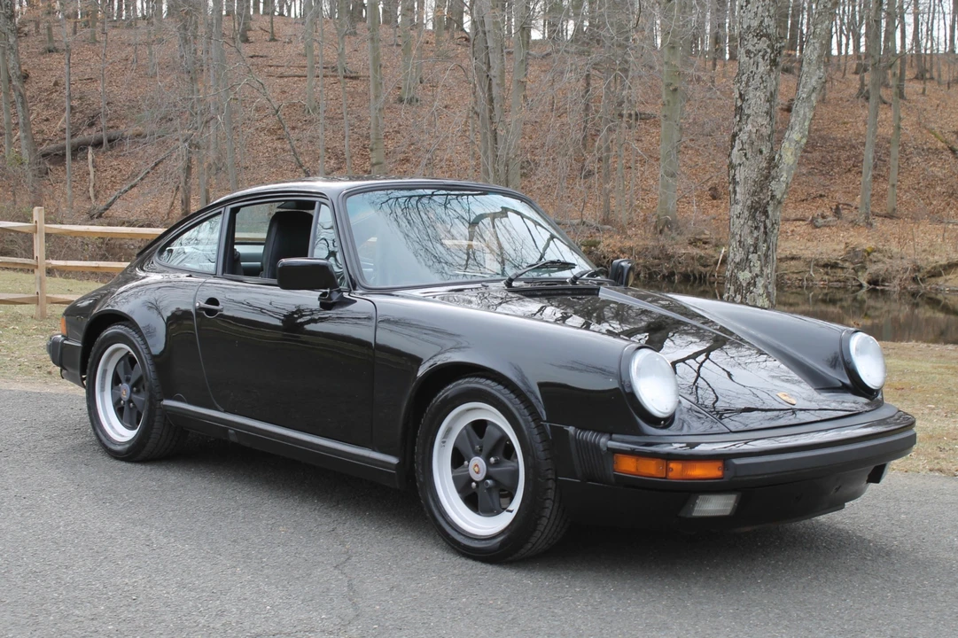 1988 Porsche 911 Carrera 3.2 - Image 26 of 31