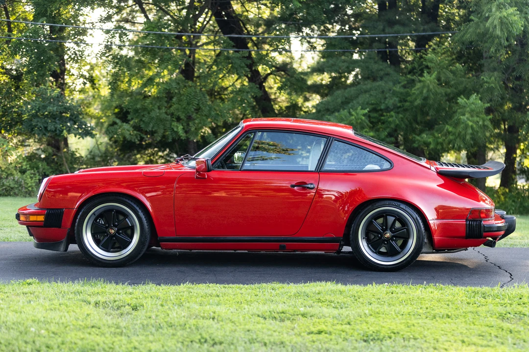 1988 Porsche 911 Carrera 3.2 - Image 8 of 31