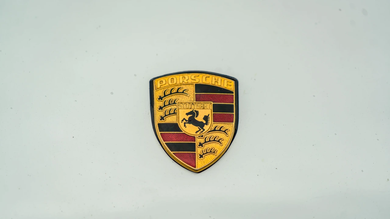1988 Porsche 911 Carrera 3.2 - Image 19 of 31