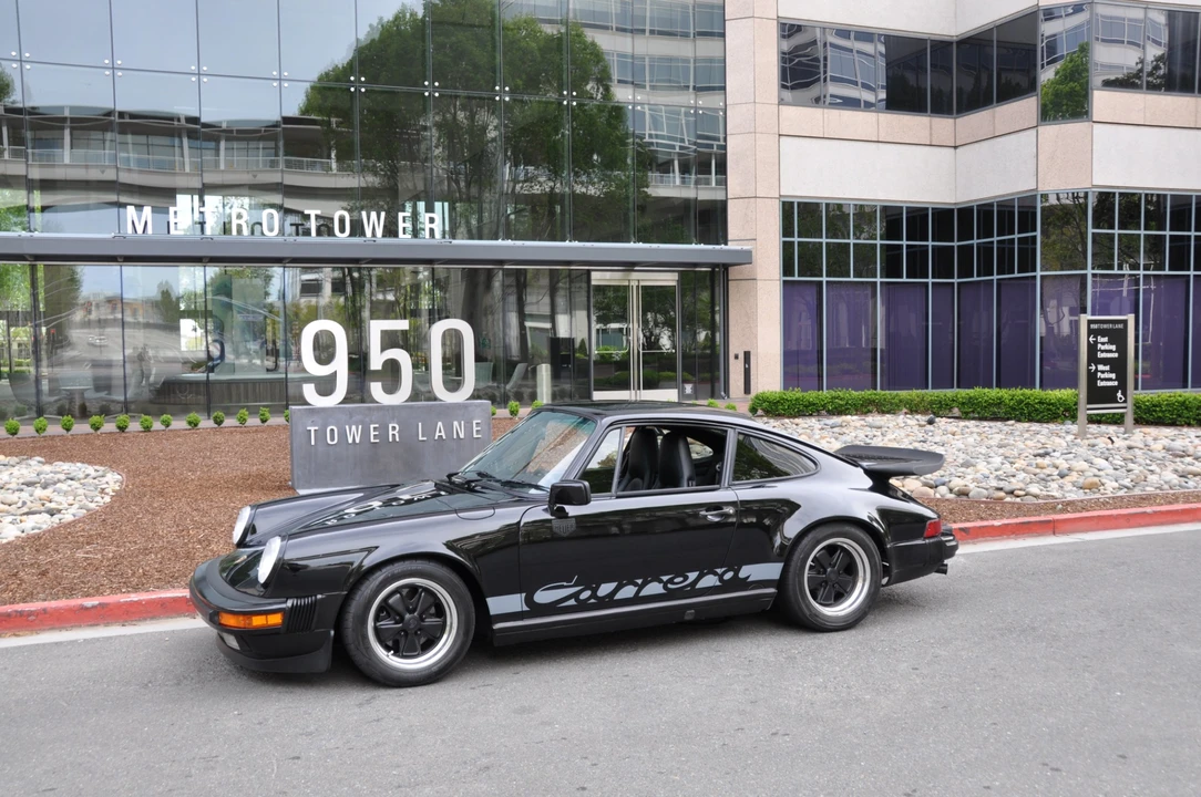 1988 Porsche 911 Carrera 3.2 - Image 10 of 31