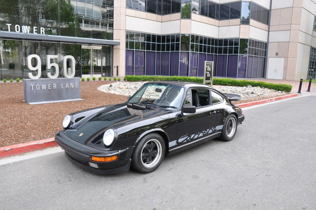 1988 Porsche 911 Carrera 3.2 - Image 9 of 31