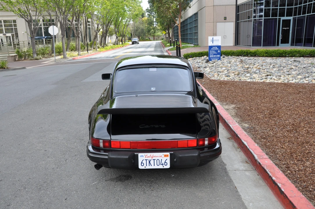 1988 Porsche 911 Carrera 3.2 - Image 13 of 31
