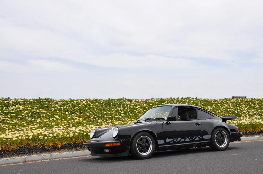 1988 Porsche 911 Carrera 3.2 - Image 20 of 31