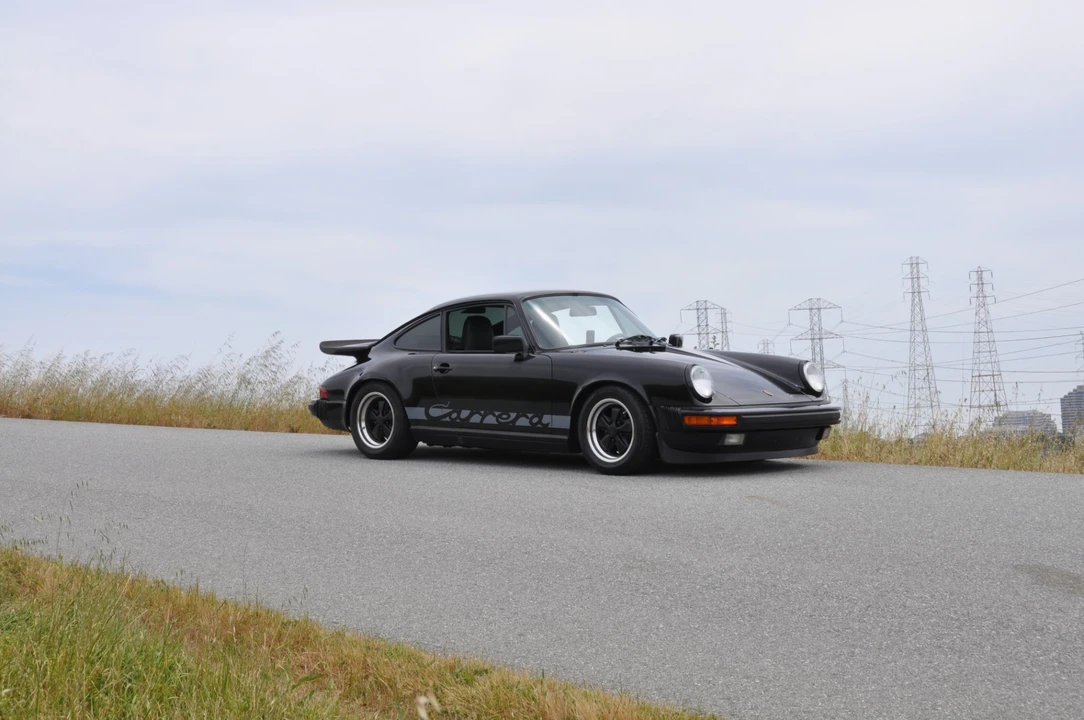 1988 Porsche 911 Carrera 3.2 - Image 26 of 31