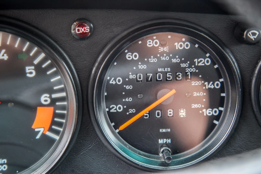 1988 Porsche 911 Carrera 3.2 - Image 26 of 31