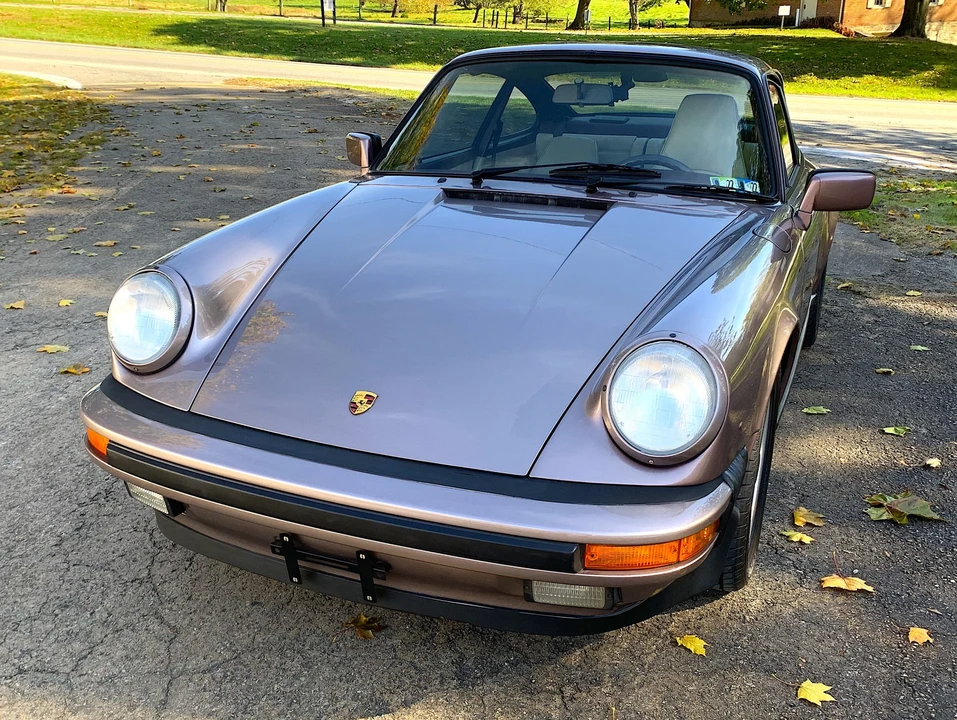 1988 Porsche 911 Carrera 3.2 - Image 14 of 31