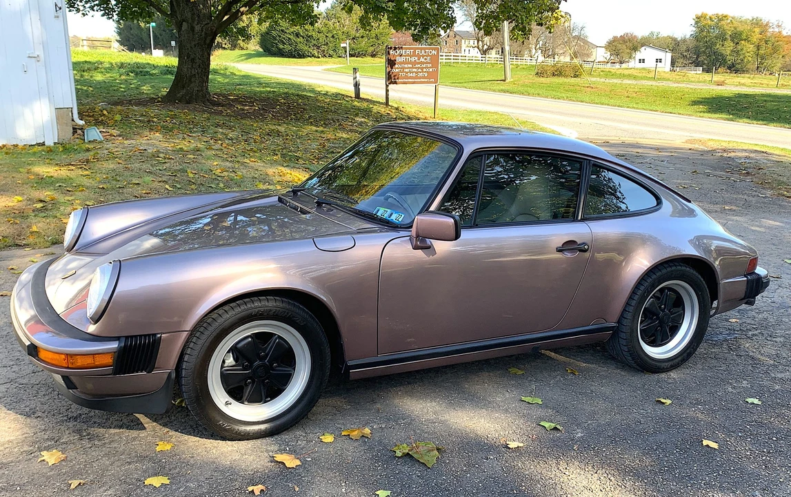 1988 Porsche 911 Carrera 3.2 - Image 12 of 31