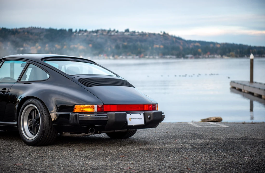 1988 Porsche 911 Carrera 3.2 - Image 19 of 31