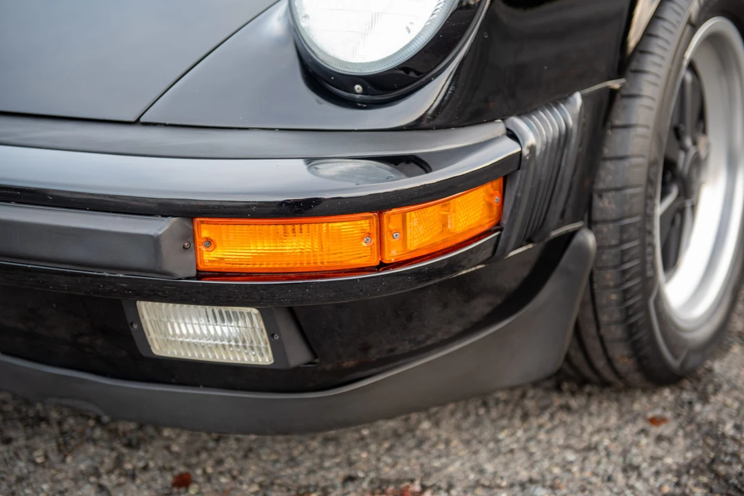 1988 Porsche 911 Carrera 3.2 - Image 30 of 31