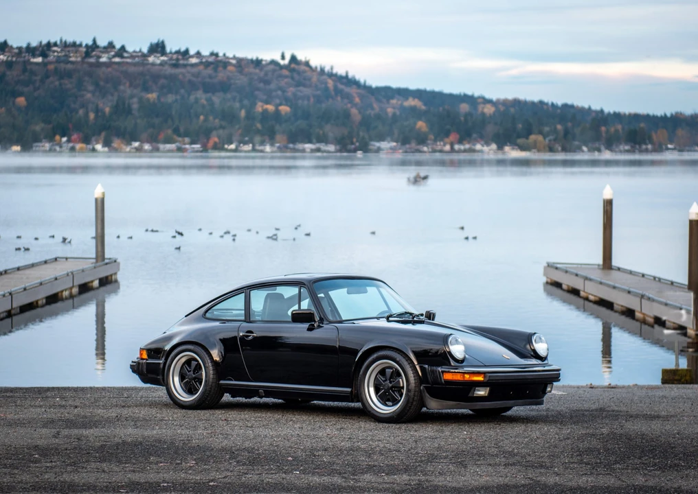 1988 Porsche 911 Carrera 3.2 - Image 12 of 31