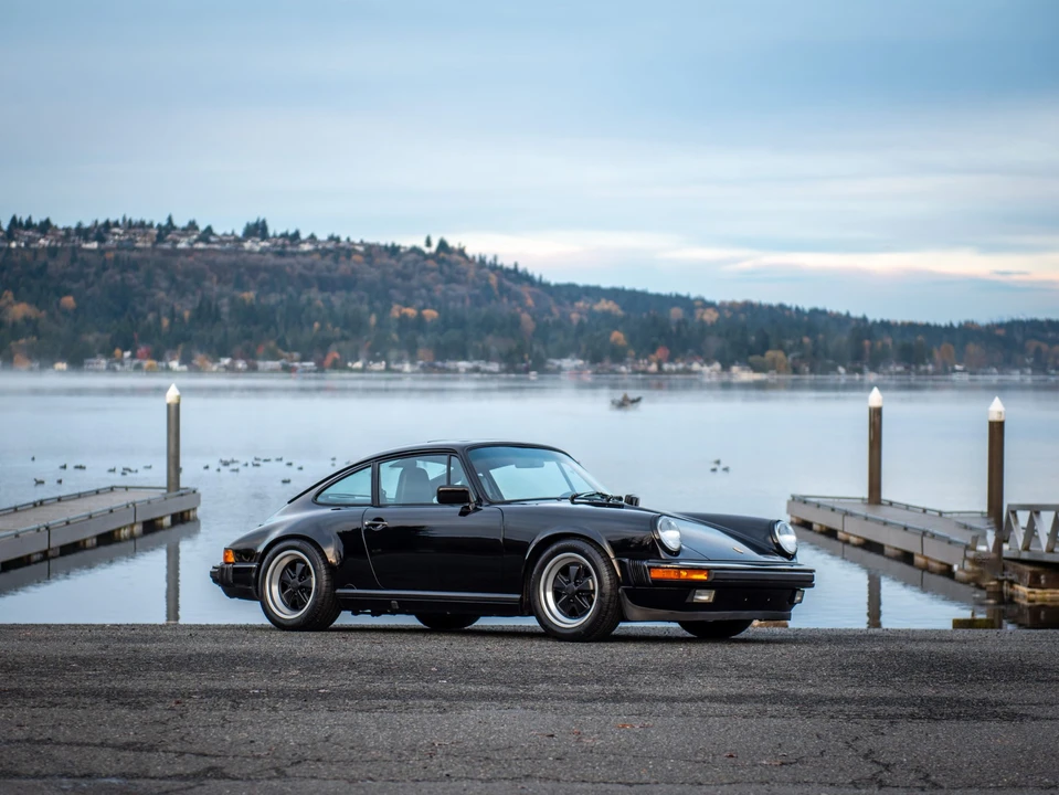1988 Porsche 911 Carrera 3.2 - Image 13 of 31