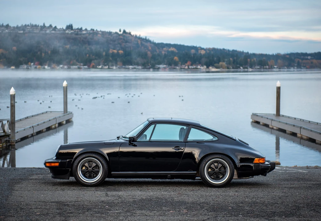 1988 Porsche 911 Carrera 3.2 - Image 4 of 31
