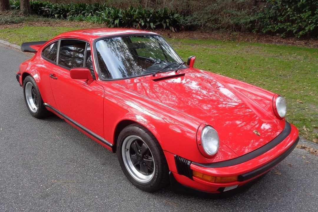 1988 Porsche 911 Carrera 3.2 - Image 2 of 31