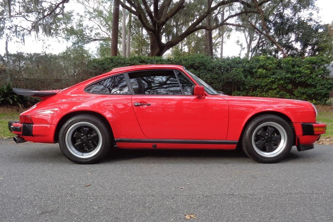 1988 Porsche 911 Carrera 3.2 - Image 24 of 31