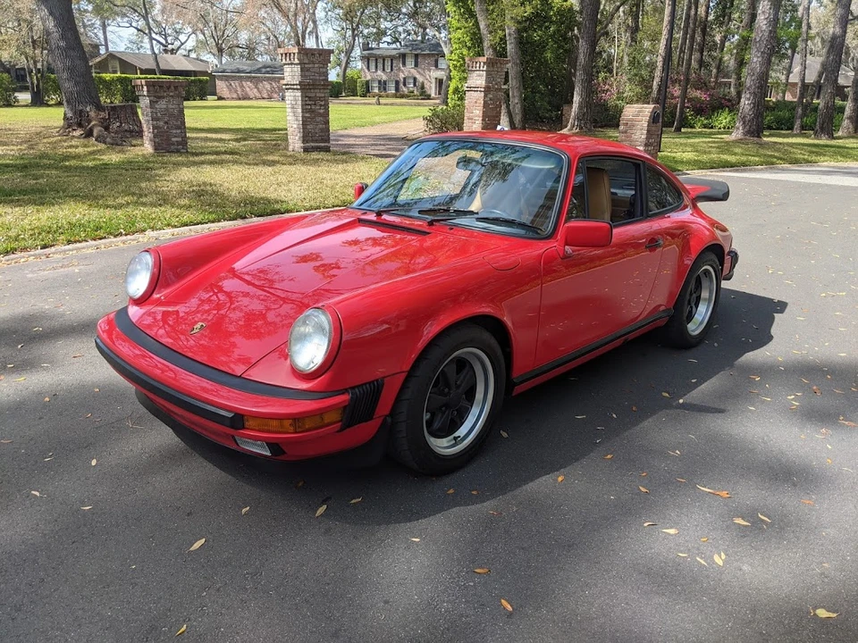 1988 Porsche 911 Carrera 3.2 - Image 17 of 31