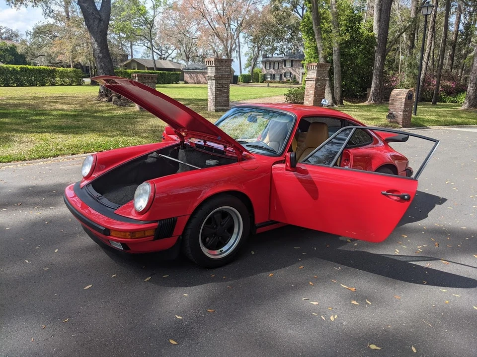 1988 Porsche 911 Carrera 3.2 - Image 28 of 31